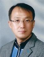 김명섭 (Myung-Sup Kim) 1998년 : 포항공과대학교전자계산학과학사 2000년 : 포항공과대학교전자계산학과석사 2004년 : 포항공과대학교전자계산학과박사 2006년 :Dept.