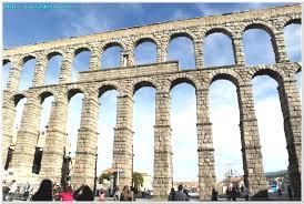 Notas culturales 스페인의건축 1. 로마제국의유산기원전 218년로마제국의속주가된스페인은 409년서고트족의침입전까지로마제국의영향을많이받았다.