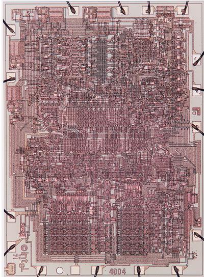 최초의 4 비트마이크로프세서로서 2300 여개의트랜지스터로구성되었으며속도응 100