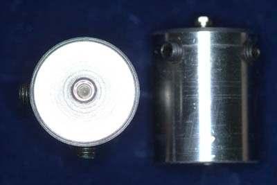 20 김지혜 송광엽장태엽박주미 Fig. 2. Implant holding device. Fig. 3. Electronic torque controller (DEA 020, Nobel Biocare).