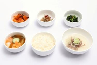 Ribs, Grilled Vegetables 미국산쇠고기갈비구이, 구운야채 Korean