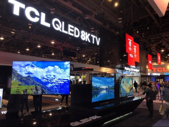 TV: 중국및기타업체 (Skyworth, TCL) 대형중국 TV 업체인 Skyworth의 OLED와 TCL의 QLED 제품성능은많이개선 Skyworth는 LG전자에이어두번째로 8K OLED TV 출시해전시.