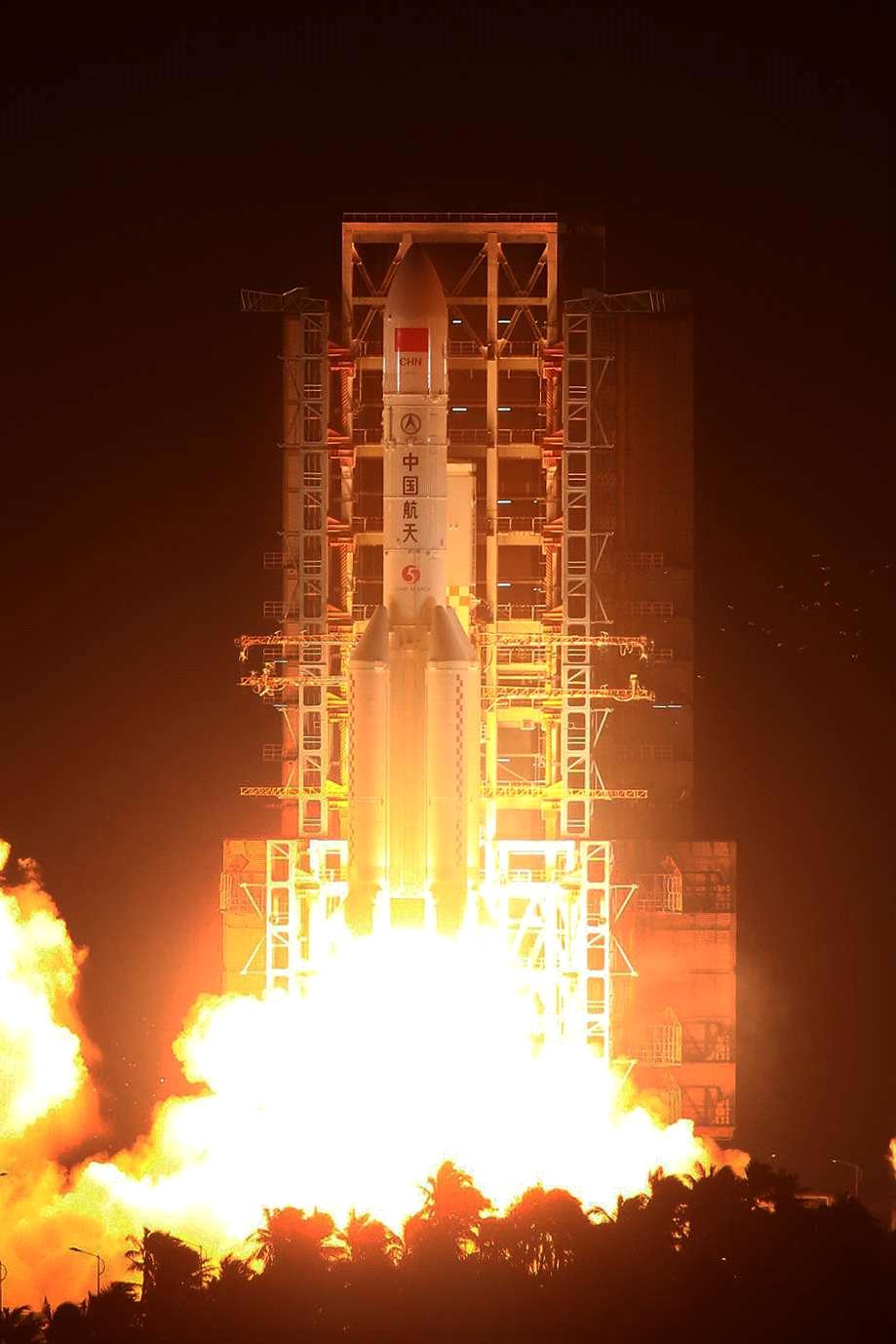 GTO(Geo-stationary Orbit) 투입을 기본으로 하며, 역시 중국의 차세대 발사장인 Wenchang SLC를 주 발사장으로 사용하고 러시아의 Angara, 미국의 Falcon, 유럽의 Ariane 6등 차세 대 발사체와 경쟁을 목적으로 한다. CZ-3A CZ-3B CZ-3C Fig.