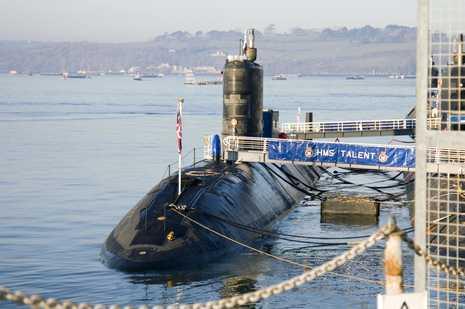 무기체계정보 ( 함정 ➁) v 영국해군, Trafalgar 급잠수함인 HMS Talent 함최대규모의정비작업완료 - 영국의 Babcock 사는예정된기간보다 2주앞서 Trafalgar 급잠수함인 HMSTalent 함에대한대대적인 RAMP(Revalidation and Assisted Maintenance Period) 프로그램을성공적으로완료함 - RAMP