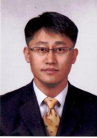 권상철 (Sang-Chul Kwon) [ 정회원 ] 1999 년 2 월 : 성균관대학교생명자원과학과 ( 농학석사 ) 2002 년 2 월 : 성균관대학교식품생명공학과 ( 이학박사 ) 1995 년 10 월 ~ 2011 년 2 월 :
