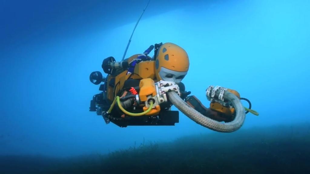 HUMANOID ROBOT (ocean one diving robot) 23