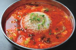 Tail Soup 면 K28 K29 K30 3,000 소 내장전골(대) Giblets Hot Pot (L) 1,500 소 내장전골(소) Giblets Hot Pot (S) 전골 죽 세트