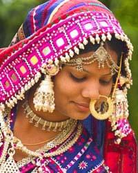 세계인구 : 713,000 주요언어 : Kannada 미전도종족을위한기도인도의 Banjara (Hindu traditions) 민족 : Banjara (Hindu traditions) 인구 :