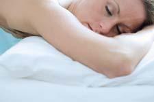 인간의건강에악영향 침실에빛이들어오면수면패턴을방해한다