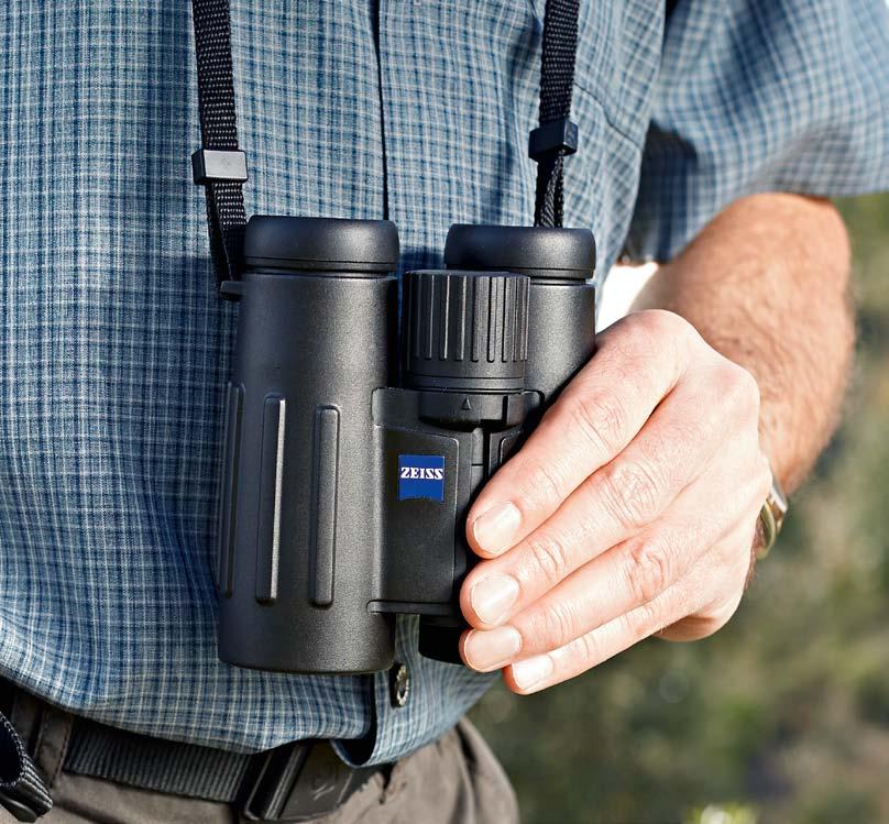 ZEISS VICTORY FL YOUR EVERYDAY COMPANION PREMIUM OPTICS FOR YOUR JACKET POCKET Brilliant, sharp images Lens system with fluoride glass. Fields of view of 140/120 m at 1,000 m resp.