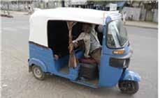제 2 부생활정보 5 바자지 (Bajaj) < 바자지 > 세바퀴교통수단으로지방에서만운행되며, 뒷좌석에세명의손님을태울수있다.