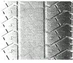 (2) 타이어의공기압력은차종에따른규정된적정압력을유지해야하는데승용차의경우차종에따라약간의차이는있지만대체로 2.0~2.1 kg / cm2 (28~30PSI) 정도의공기압력을유지해야한다.