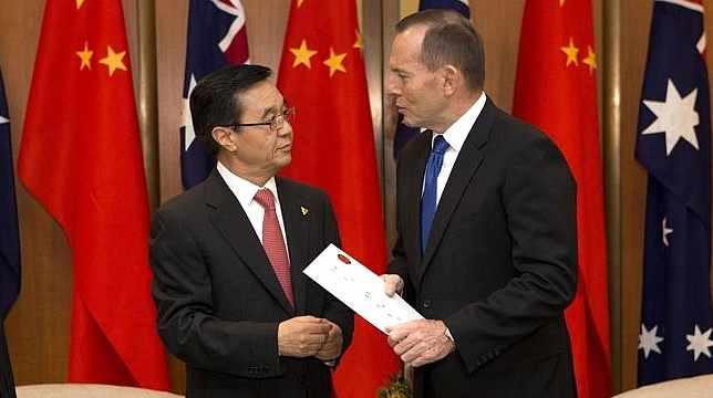 [ 통상 / 투자 ] 호주 - 중국 FTA 정식서명, 호주내반응 - 2015 년 6 월 17 일호주와중국 FTA 정식서명 - - 중국과의 FTA 로기대감을가지고있으나급격한변화는없을것 - 작성자 : 시드니무역관윤준기 (jyun@kotra.or.