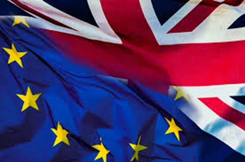 BREXIT & UKCA 1990 년대부터 CE 마킹은영국내공급되는제품에적용되어옴 2020 년 1 월 31 일, UK 는유럽연합 (EU) 탈퇴 2020 년 12 월 31