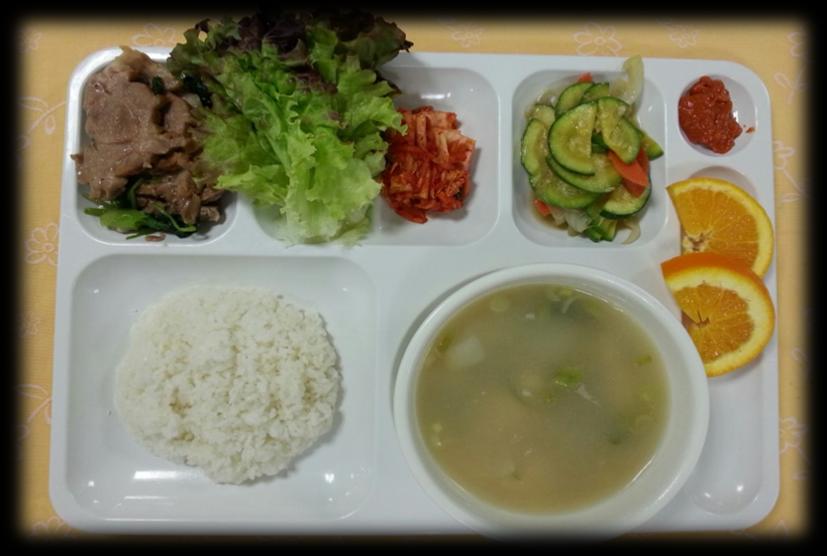 4/26 DinnerMenu Main : Dongporou Dongporou 동파육 (Pork : Netherland & Korea) Steamed Rice Stir fried zucchini 애호박볶음