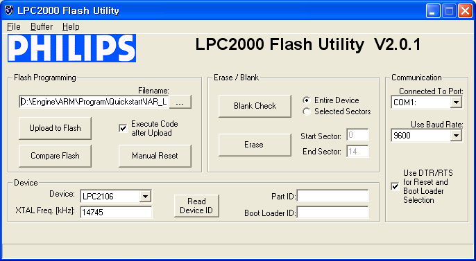 그림 36. LPC 인터페이스 프로그램 LPC210x_ISP 실행 'Communication' 은 LPC2000 유틸리티 프로그램이 실행되었을 때 가장 먼저 설정되어야 하는 부분 이다. 이곳에서 PC의 통신 포트와 통신속도를 설정하고 4번핀과 7 번핀을 사용할 것인지를 결정한다.