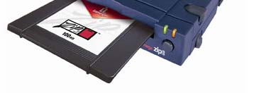 Zip 디스크와 Jaz 디스크 Zip 디스크 플로피디스크의차세대버전으로아이오메가 (Iomega) 에서 1994년에개발