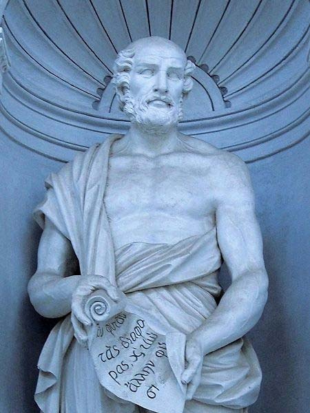 Theophrastus Greek philosopher (BC371-BC287) Platon과 Aristoteles의제자 Father of botany "Historia Plantarum" 480 taxa 4 개의식물 group으로인식 : trees, shrubs, subshrubs, and herbs 주요형질들을기록.
