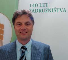 predsednika Slovenske ljudske stranke Radovana Žerjava, ki je že drugič zagrozil svojim članom z izključitvijo iz članstva SLS, je v demokratični državi, kjer velja svoboda izražanja, precej