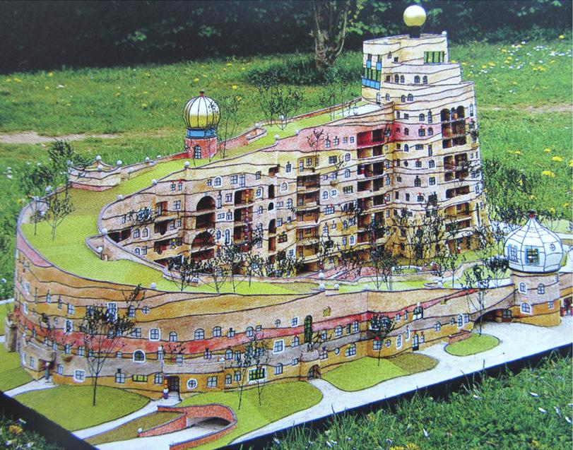 이 집합주택은 미래지향적인 관점에서 도시 주택의 모범 사례로 인정받고 있다. 훈데르트바써는 부지 가 Bürgerpark(공원)에 있다는 사실을 인지하고 초기의 디 자인 컨셉을 산림 속의 소용돌이(spiral) 로 잡았다고 한 다.