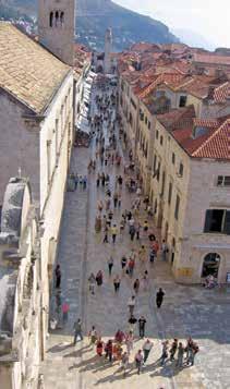 hrvaška?????? Vikend v Dubrovniku 3-4 dni Mediteranska arhitektura mestno obzidje, impresivne trdnjave, Stradun, ozke mestne ulice, lepi, majhni trgi, številne palače.