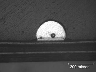80 남동진 이재학 유중돈 Fig. 7 Cross sectional images of solder bumps including voids using blind hole mold and through hole mold after transfer process Fig.