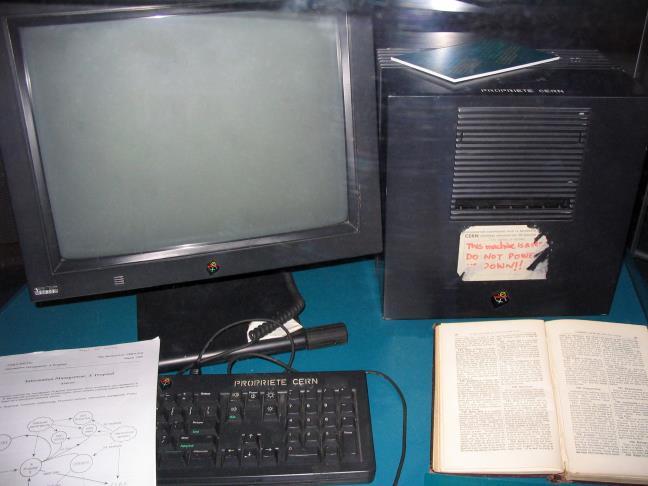 인터넷의발전과정 전세계인터넷의발전과정 최초의개인용컴퓨터 Altair