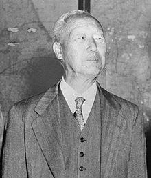 vào ngày 16/5/1961, lên làm lãnh đạo của Ủy ban Cách mạng (tiền thân của Hội đồng Tối cao Tái thiết quốc gia sau này).