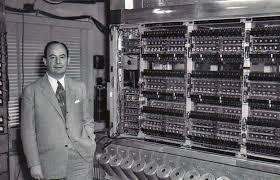 폰노이만기계 (von Neumann Machine) 저장형프로그램 (stored-program) 개념도입 (1945 년 ) 폰노이만 (John von Neumann) 이제안 ENIAC 의수동식프로그래밍의문제를극복 저장프로그램방식