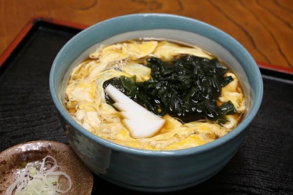 玉子とじ (TAMAGOTOJI) Buckwheat noodle with egg drop in