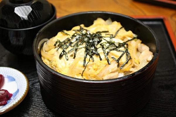 親子重 (OYAKOJU) chicken and egg bowl 오야꼬동 (