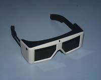 Active Shutter Glasses Active stereo Liquid crystal lenses 안경이매우빠르게좌, 우눈을밝고어둡게해서입체감을느끼게함 이안경은비디오디스플레이와동기화 (synchronized) 되어야함 왼쪽눈은홀수프레임을보고오른쪽눈은짝수프레임을보게함 때문에 flickering 을막기위해 90Hz