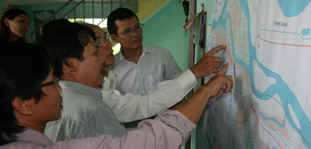 Chương 7. Truyền thông Vận động FAO Thảo luận sự liên quan của các ổ dịch cúm gia cầm ở tỉnh Quảng Nam, Dự án của Chương trình chung LHQ dung báo cáo cân bă ng va có cơ sở khoa ho c.