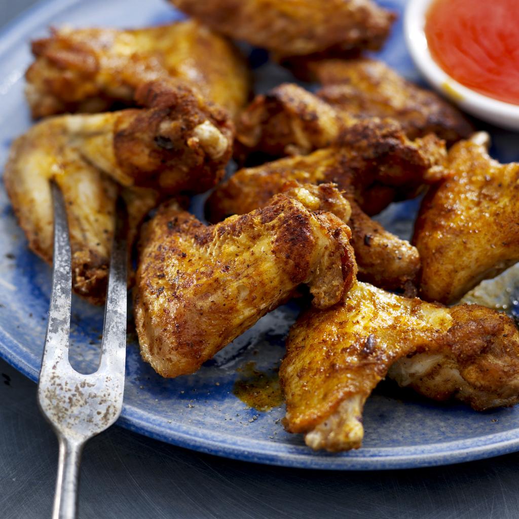Roasted Asian chicken wings 아시아식 닭 날개 구이 Temperature: C Cooking time: 13 min. 온도: C 조리 시간: 13분 These wings are delicious as main course or as a snack.