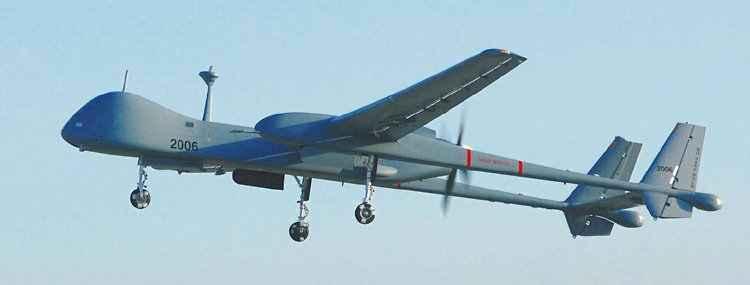 TP(Turbo Prop) 를개발하여이스라엘공군에배치하였다. DARPA 는태양전지를이용하여 5 년이상체공이가능한무인기를개발하는 Vulture 프로그램을시작하였다.