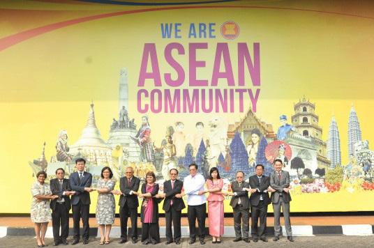 아세안정부간 인권위원회 ASEAN Intergovernmental Commission on Human Rights, AICHR 아세안정부간인권위원회는 2012년아세안정치 안보공동체내에만들어진상설기구이다.