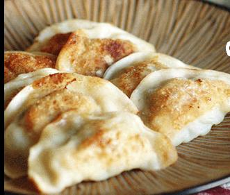 .. Homemade beef or vegetable fried dumplings 진고개쌀순대 Sundae (black pudding).