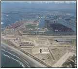 표 2 네덜란드로테르담항물류단지 Distripark 면적입주업체비고 Maasvlakte Distripark 125 만m2 Reebok: 미국, 스포츠용품, EDC