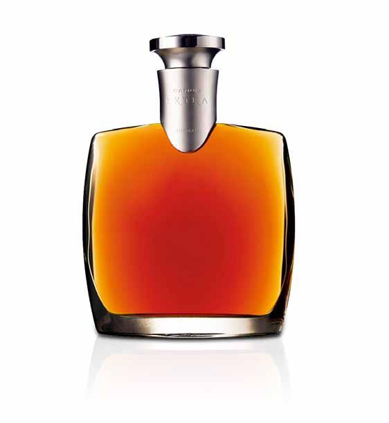 Cognac 1863년보르드리지역의꼬냑생산자인장밥티스트까뮤에의해설립된까뮤는 5세대에걸쳐가족소유로운영되고있으며현재독립된형태로남아있는가장큰꼬냑하우스입니다.