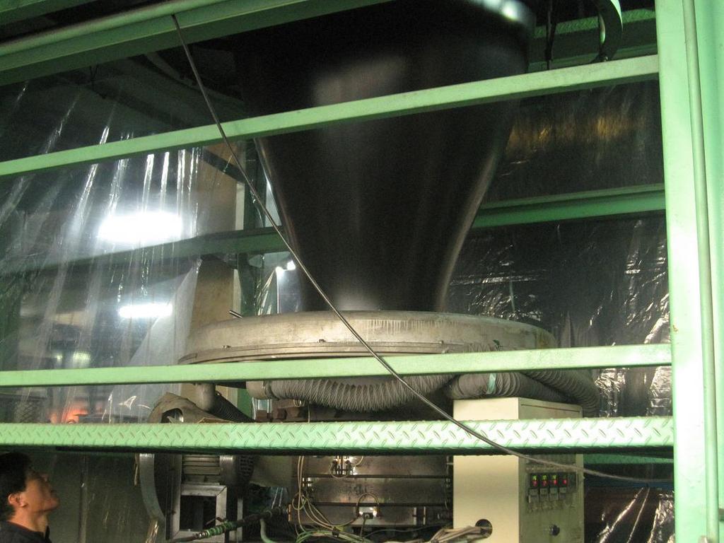 4. 생분해멀칭필름생산과정 (Test Process) 압출기 (extruder) : 500mm (Dies) 가공방법 : 블로운압출가공