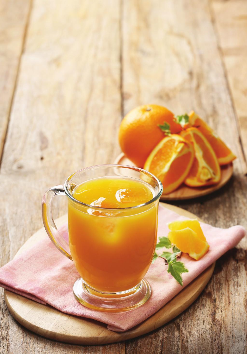신선한 과일 주스 04 오렌지 주스 비타민 C가 풍부하여 피부 미용 및 감기 예방, 성인병 예방에 좋고