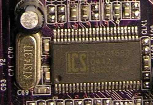(2) PC 용시계신호발생기 컴퓨터 mother board 에도시계신호발생기가있어서중앙처리장치 (central processing unit, CPU), 전면