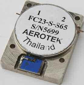 (ºC) Power Rating (w x l x t) Fig. (see max (db) (watts) (mm) Pg. 16/17) Circulator Isolator FWD REV Cir. Iso. FC20-S-S FC20-S-S65 0.824 0.849 20 0.5 1.25-54 to +85 65 65 25.4 x 25.4 x 5.