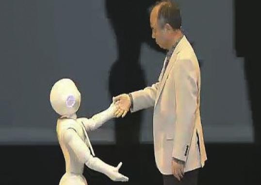 로봇을 인격체로 보느냐 마느냐의 논의까지는 아니더라도 이제는 로봇을 바라보는 관점의 변화가 필요한 시점에 와 있다. 산업용 로봇의 등장으로 인간의 생산성은 비약적으로 발전했다. 그리고 생활 가전형 로봇은 인간의 삶을 보다 편리하게 만들었다.