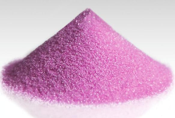 용융 알루미나 Fused Alumina 분홍색 용융 알루미나 Pink Fused Alumina 단결정 타입 알루미나 Single-Crystal Type Alumina SINGLE MORUNDUM SA-J01 SHOWA DENKO 일반제품으로 백색용융알루미나(WA) 범주의 연마재로서 백색용융알루미나(WA)보다 인성이 강하고 연마조건이 더욱 까다로운 분야에