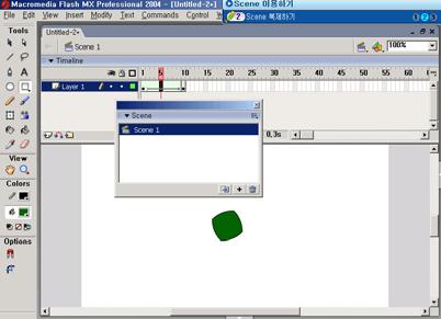 복제된 Scene 의이름을더블클릭하여 Scene 2 로바꾸겠습니다. Scene 2 에있는 10 프레임에서사각형의면색을도구상자하단에있는색조절옵션에서바꾸겠습니다.
