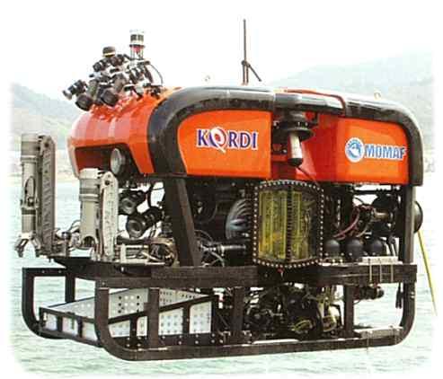 1. 해양과학탐사용수중로봇 3) 6,000m 급심해무인잠수정 (ROV) 해미래 해미래는 6,000m 급심해탐사용무인잠수정으로, 길이 3.3m, 폭 1.8m, 높이 2.2m 이며, 중량은 3,660kg 이다.