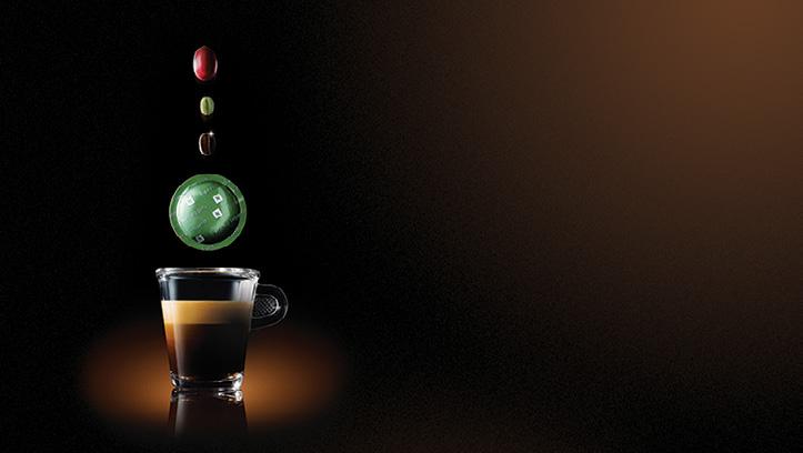 블렌딩 커피의연금술 정교하게그린커피를선정한이후, 네스프레소커피전문가들은특정원산지의커피를혼합하여아로마의프로파일을서로보완하고강화하는블렌딩을합니다. 커피에대한전문성과영감의조합으로이루어진네스프레소의블렌딩은각각의그랑크뤼의독특한특징을만들어내며, 언제나최고의풍미를즐길수있게합니다.