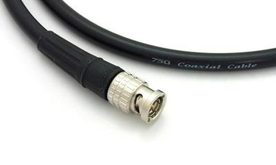 [ 그림 2-6. BNC Connecter and Cable] 주 ) 자료 : (RG-59 75 옴동축케이블전용 BNC 커넥터, 카나레 BCP-C4F) [ 그림 2-7. Cable 단면 ] 2.4.5 J5 Connecter USB3 5V 전원을사용할때점퍼를연결한다.