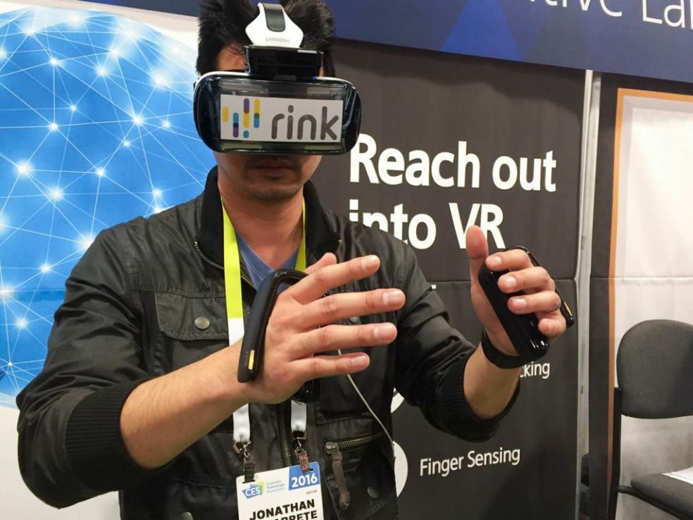 Samsung rink - 모바일 VR 에서의 Smart Interaction 시도 삼성은 rink 라는기어 VR 용모션컨트롤러를